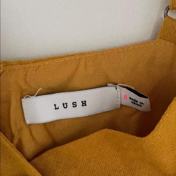 Mustard yellow dress with buttons - Picture 6 of 6